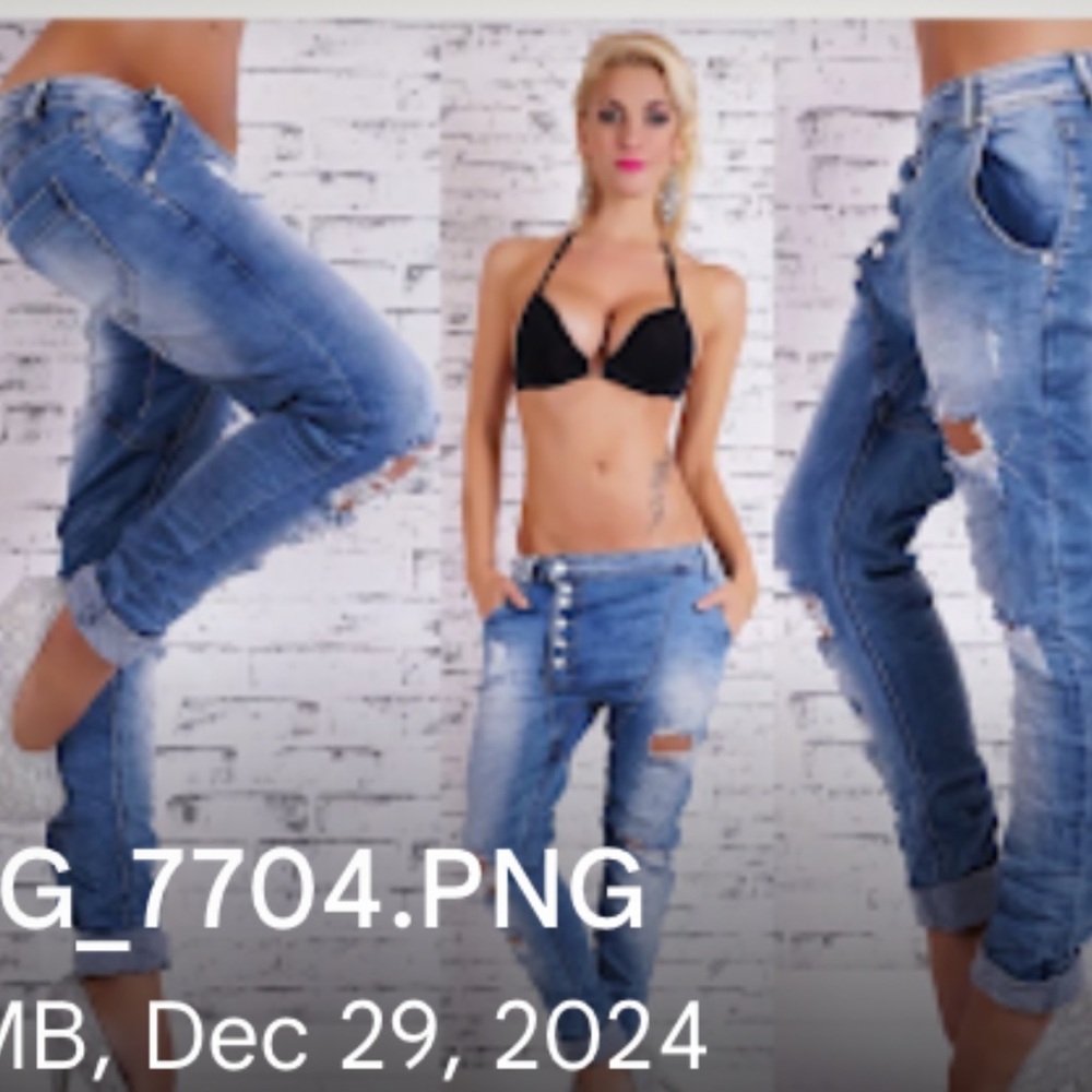 Simply chic European denim jeans, slight harem style. Small.
